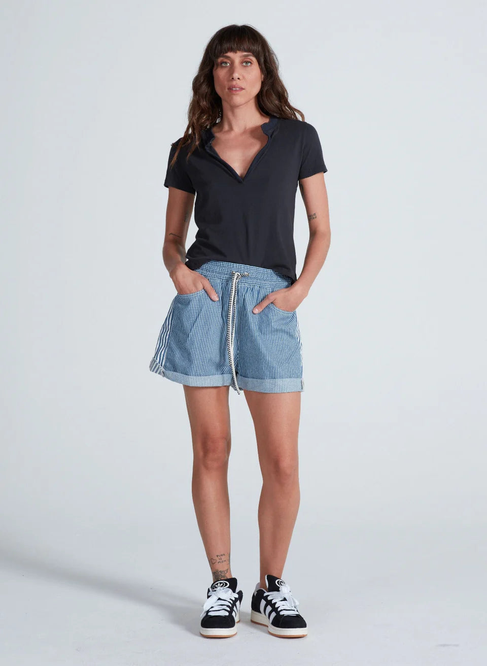 Classic Henley in Stone Black