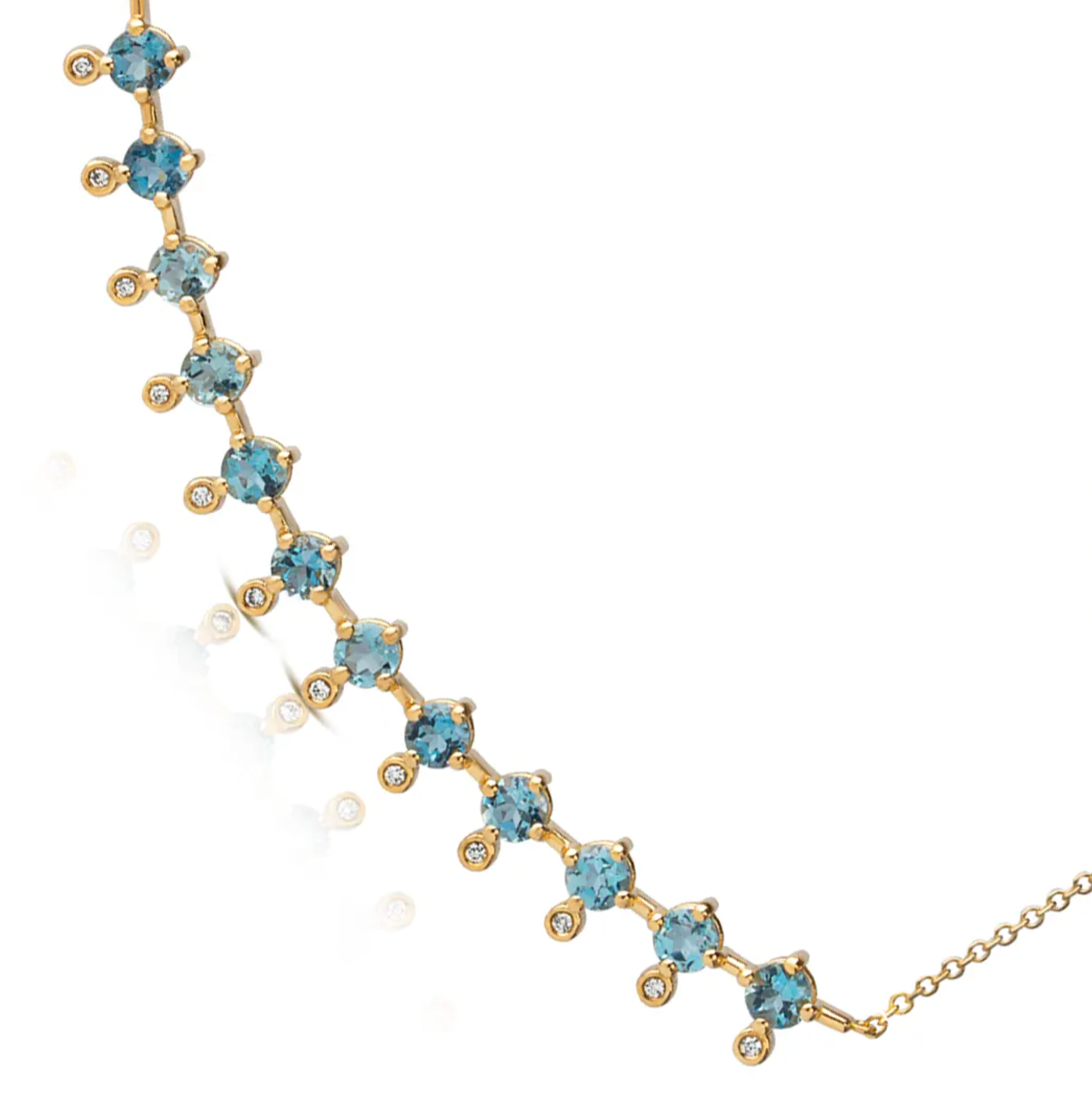 Round Shaped Aquamarine 14K Gold Necklace with Diamonds