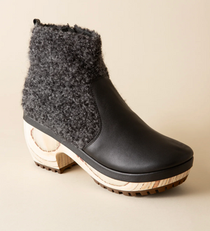 Lana Boot in Charcoal Alpaca