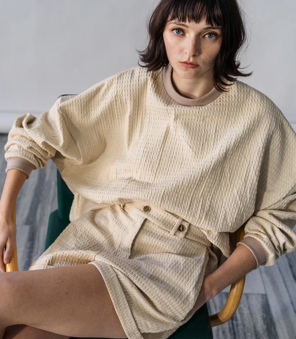 Sweater in Dark Cream