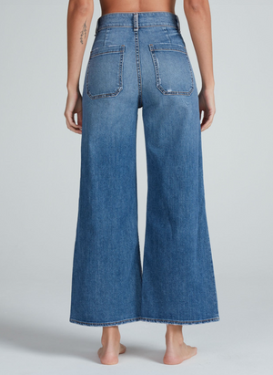 Cropped Sailor in Clean Venice