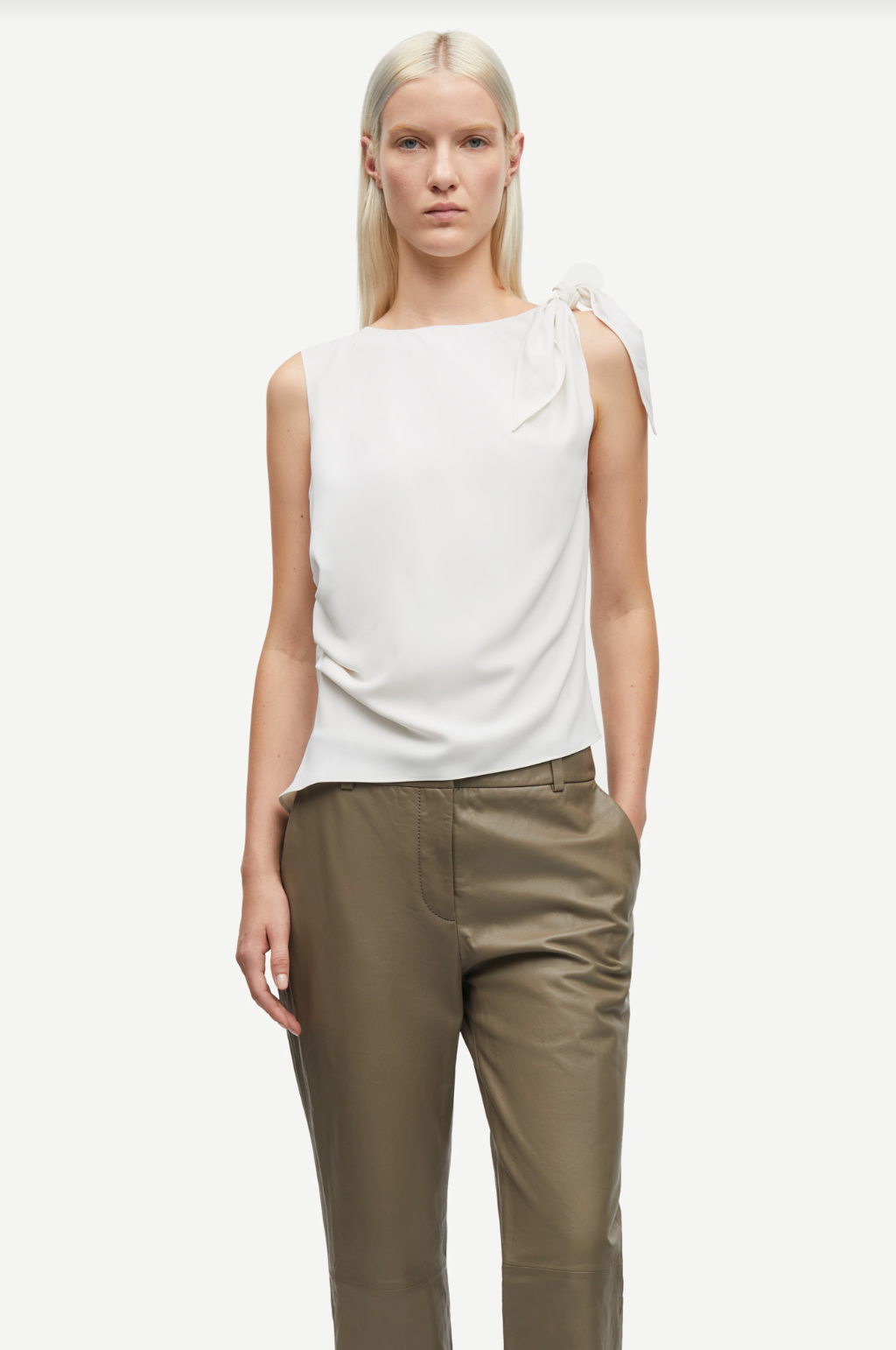 Saalbero Top in Egret