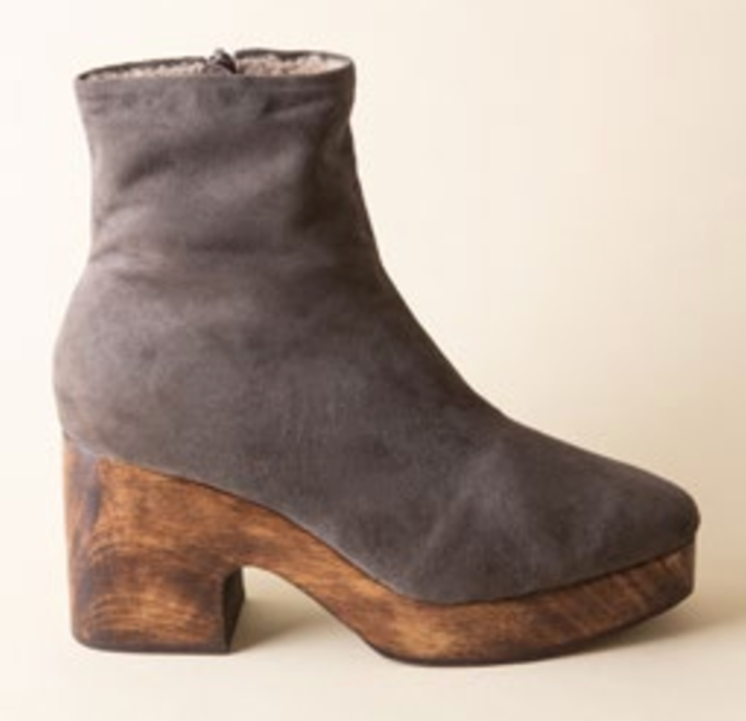 Elianna in Ash Suede