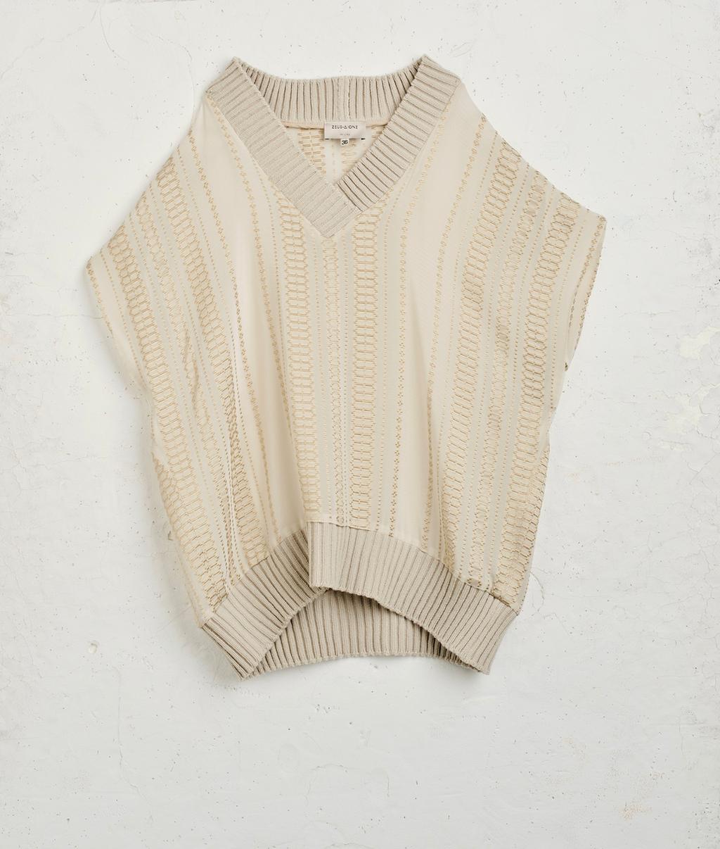 Syros in Beige/Gold