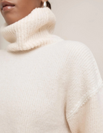 Ari Turtle Neck Sweater in Cream