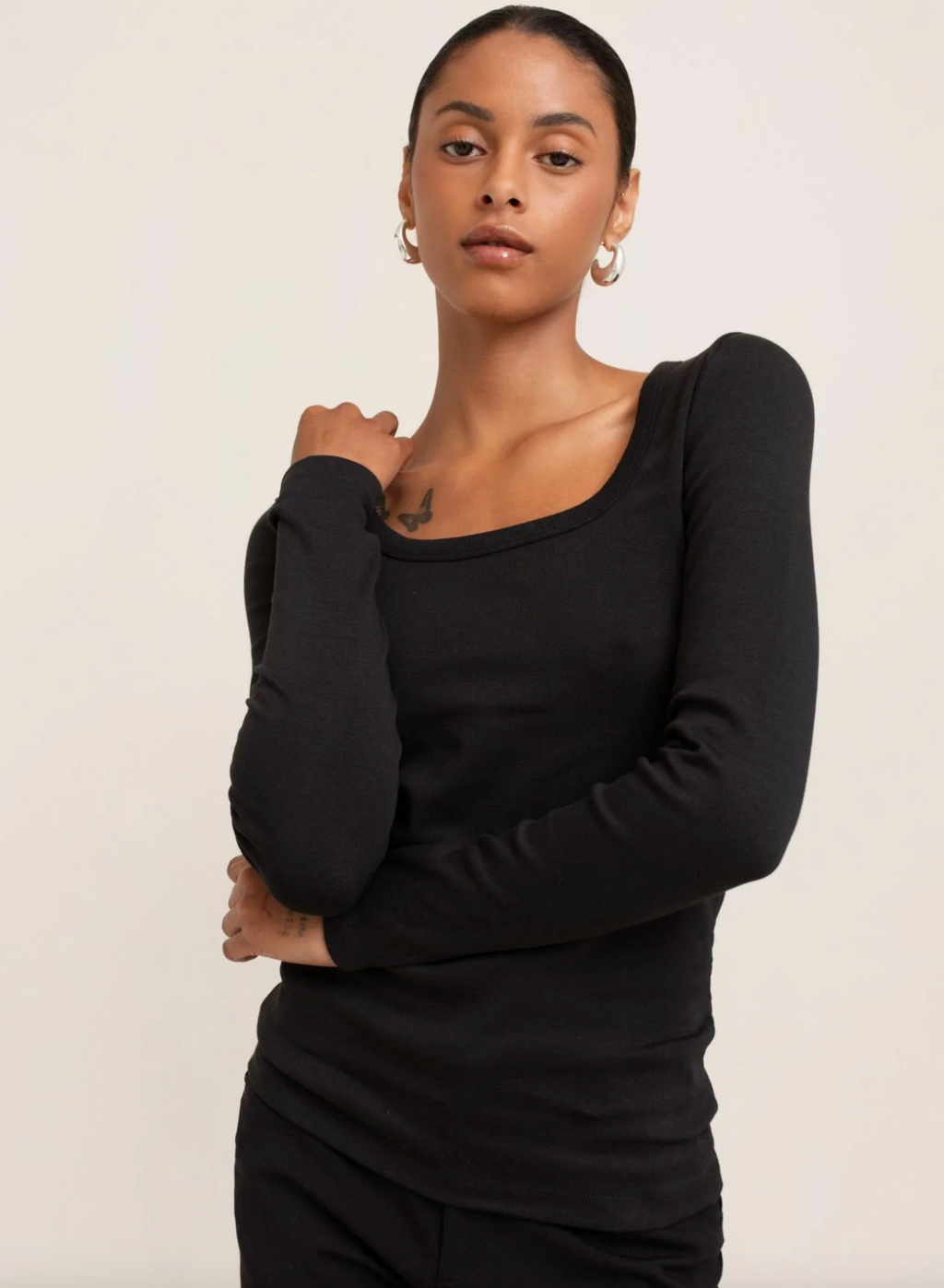 Toni Square Neck