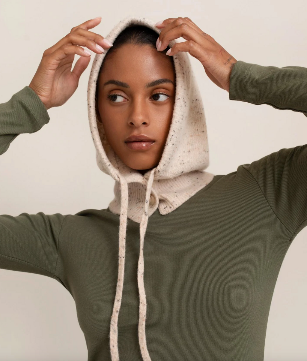 Bara Hood in Oat