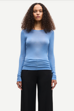 Sadou t-shirt in Della Robbia Blue