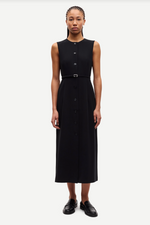 Saruma Dress in Black