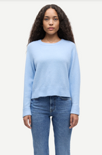 Nor o-n Short Sweater in Cashmere Blue