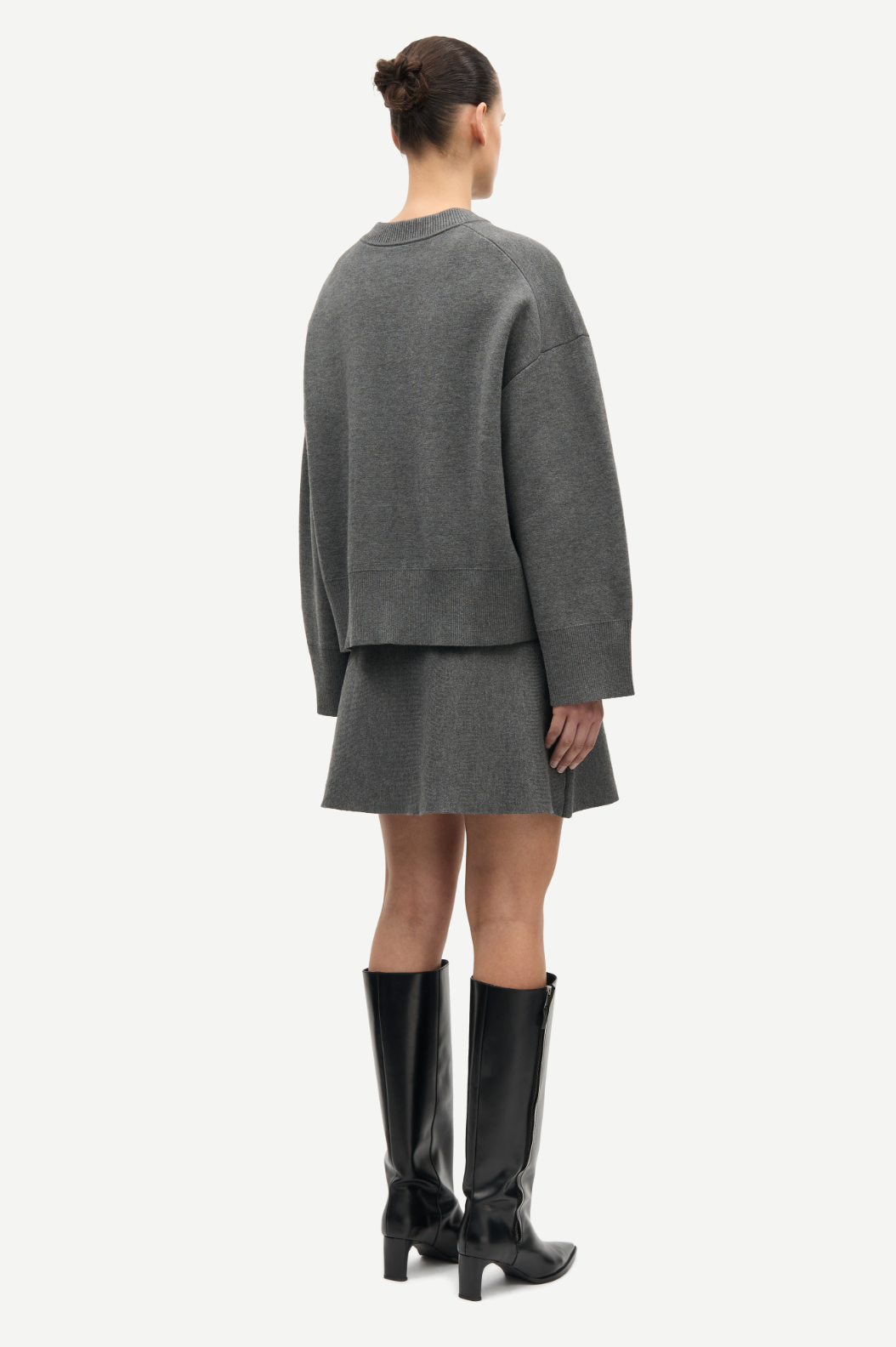 Salula V-Neck Sweater in Dark Grey