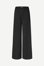 Saumi Trousers in Black