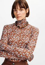 Viento Turtleneck