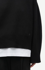 Salissy V- Neck in Black