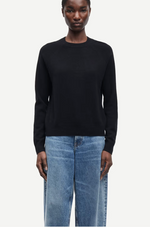 Boston O-Neck in Black