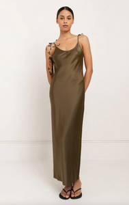 Bella Dress in Moss Green